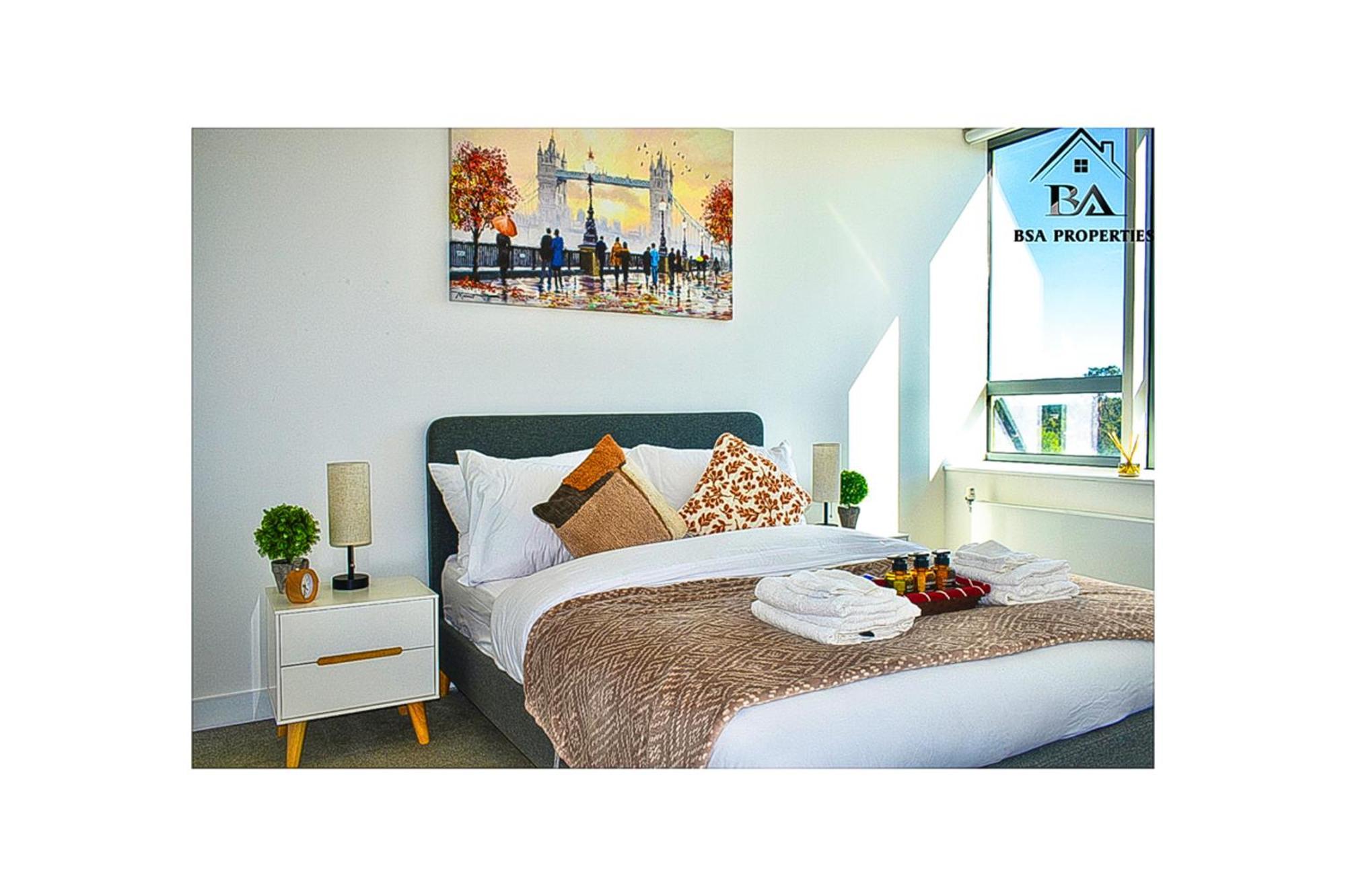City Centre Apartment Close To Ascot & Legoland Sleep Upto 4 Guests - Parking On Request! แบล็กเนลล์ ภายนอก รูปภาพ