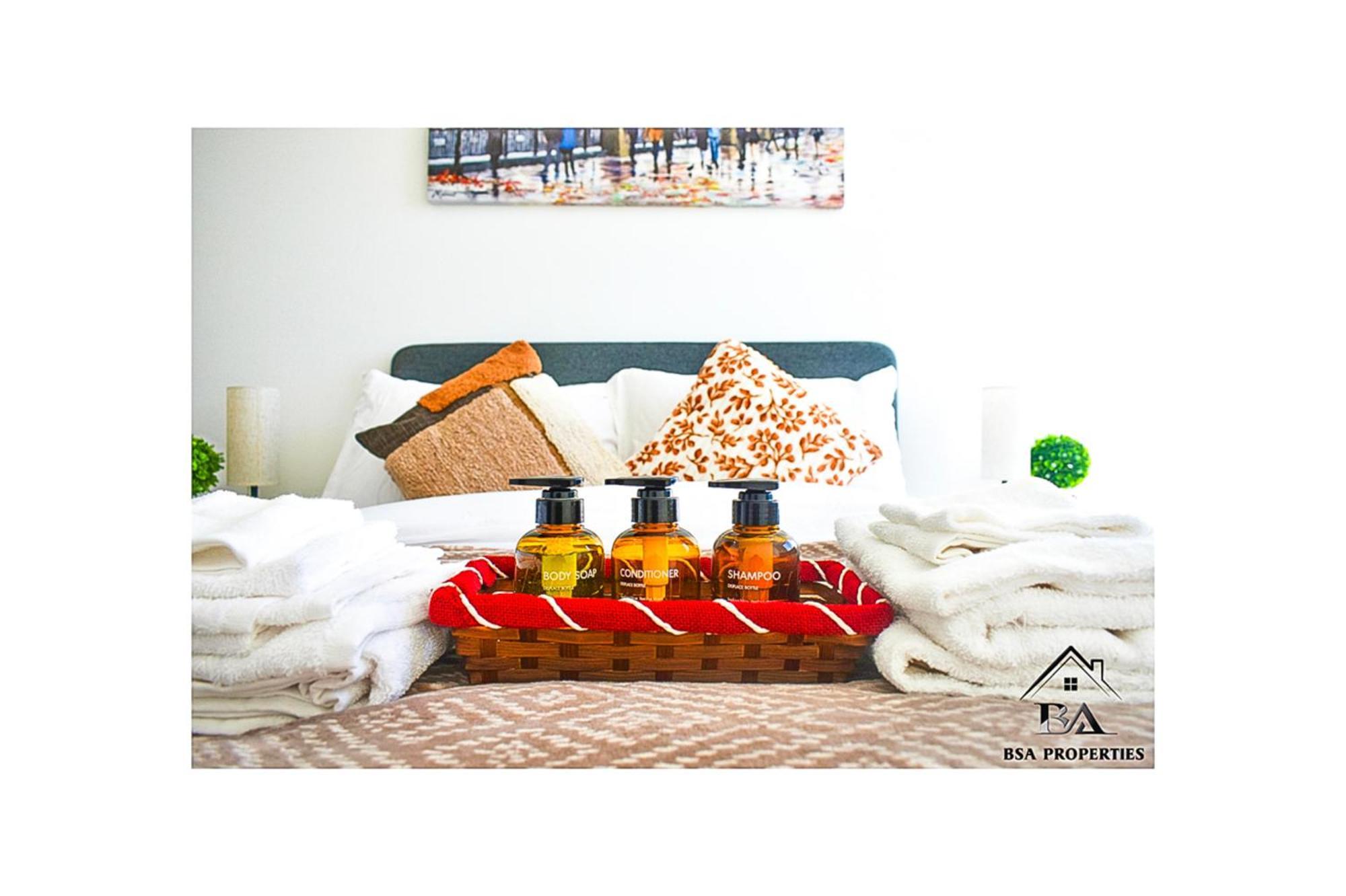 City Centre Apartment Close To Ascot & Legoland Sleep Upto 4 Guests - Parking On Request! แบล็กเนลล์ ภายนอก รูปภาพ
